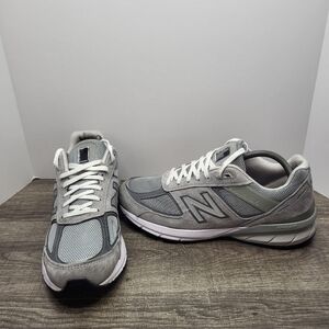 New Balance 990v5 Shoes Mens Size 9.5 D Made in USA Running M990GL5 Sneakers